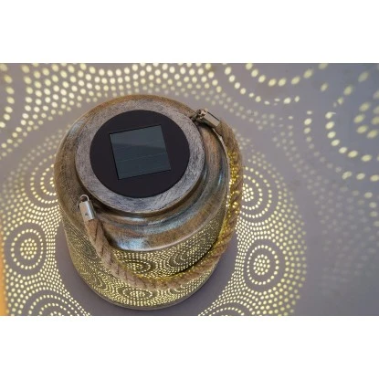 Amare LED-Solarlaterne Metall Gold Grob 4 Amare LED-Solarlaterne Metall Gold Grob – Bild 4