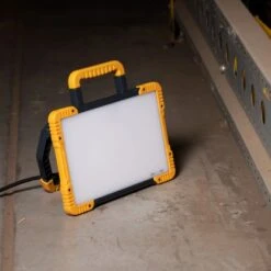 LED-Arbeitsleuchte 40 W 4300 Lm 5000 K IP54 Baustellentauglich -Angebote Licht Welt Store 692662 11020200 03