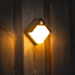 Solar-Wandleuchte Pretoria 1 W 50 Lm 2700 K IP44 Sensor Schwarz -Angebote Licht Welt Store 693315 11020200 03